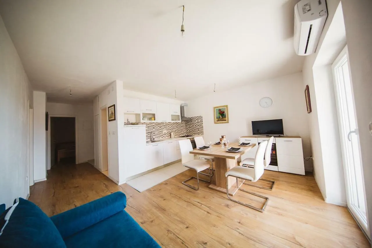 Cicibela Apartment Split