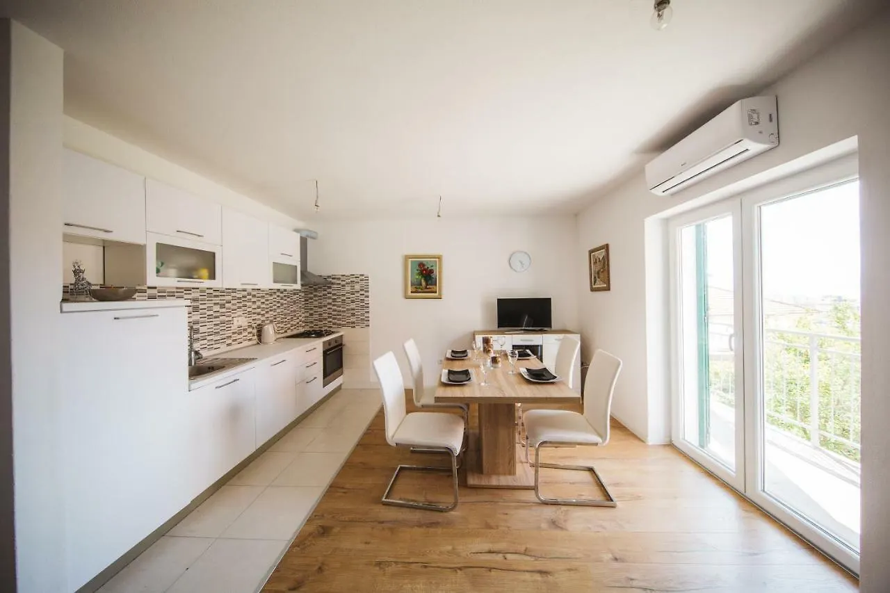 Cicibela Apartment Split