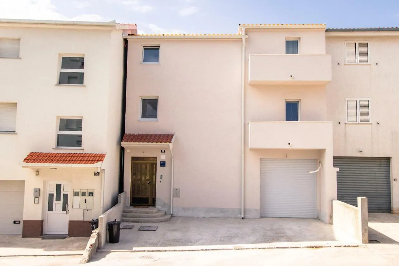 Cicibela Apartment Split 0*,